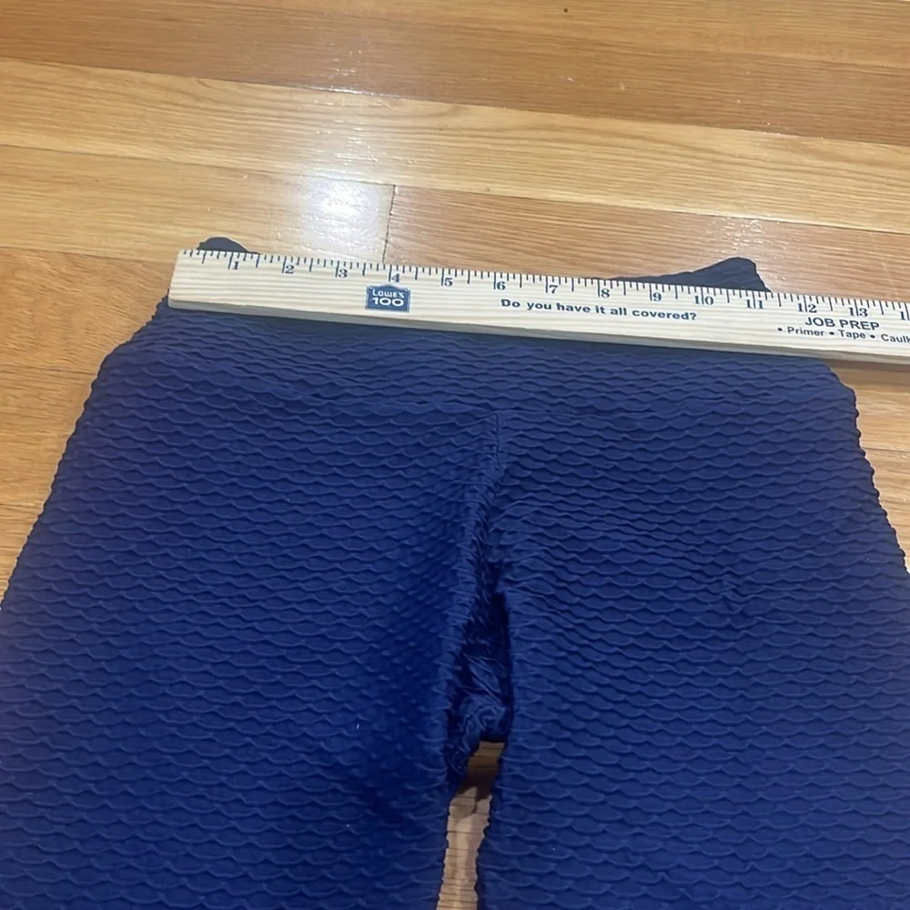 Booty by Brabants women’s blue capris legging size one size .
